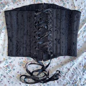 Black Lace-Up Underbust Corset